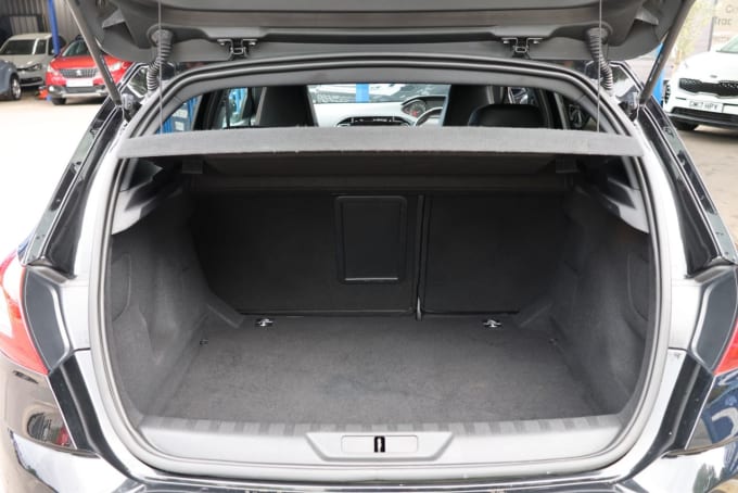 2025 Peugeot 308