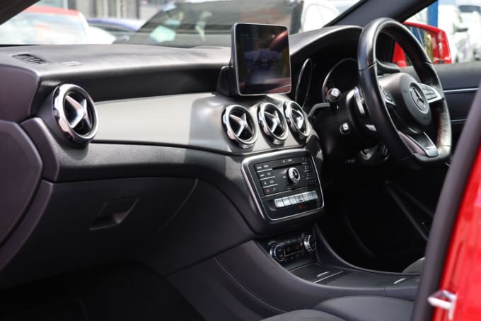 2025 Mercedes-benz Gla