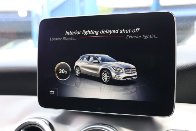 2025 Mercedes-benz Gla