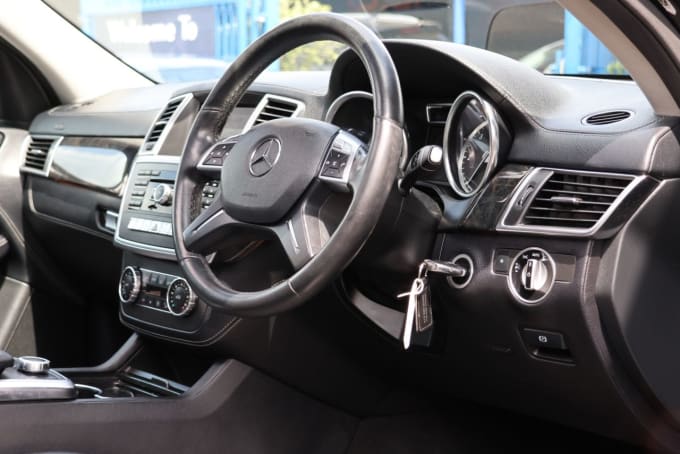 2025 Mercedes-benz M-class
