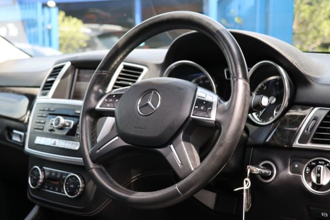 2025 Mercedes-benz M-class