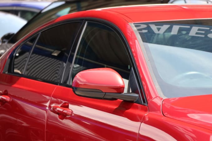 2025 Jaguar Xe