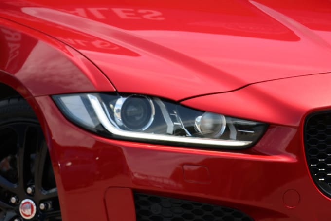 2025 Jaguar Xe