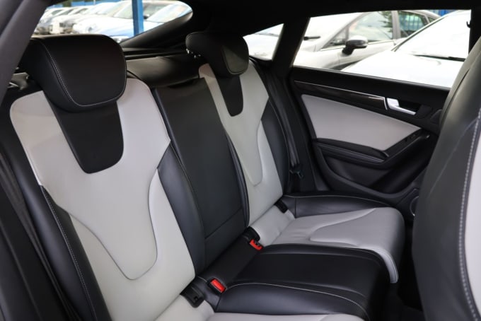 2025 Audi S5