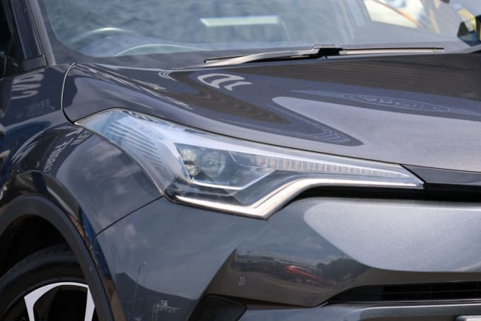 2025 Toyota C-hr
