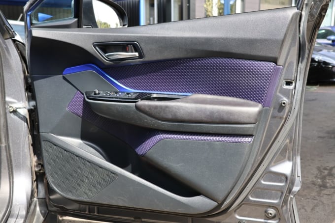 2025 Toyota C-hr