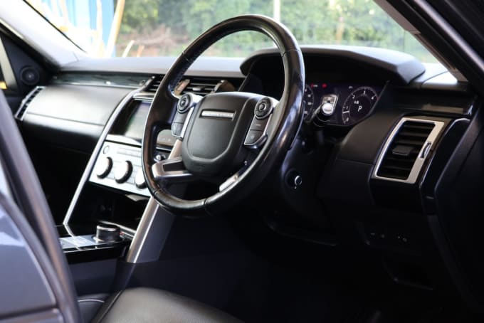 2025 Land Rover Discovery