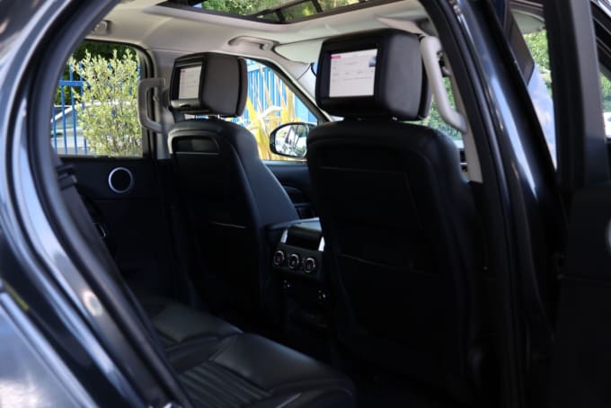 2025 Land Rover Discovery