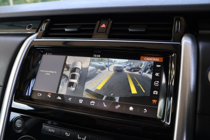 2025 Land Rover Discovery