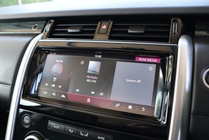 2025 Land Rover Discovery