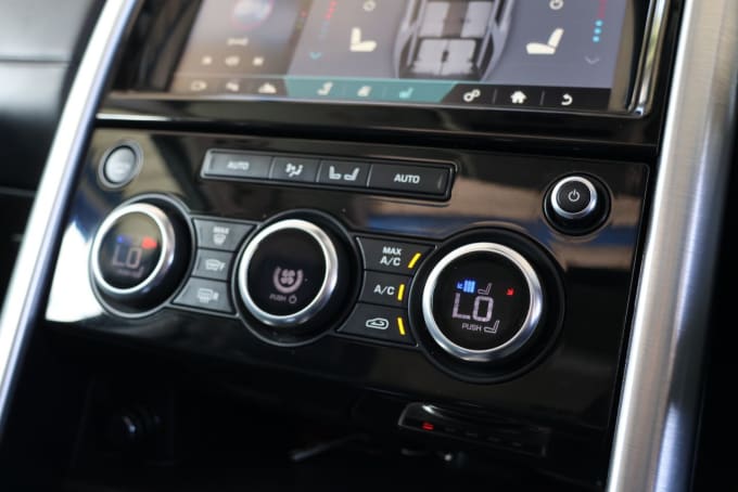 2025 Land Rover Discovery