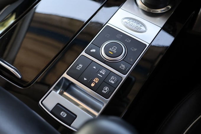 2025 Land Rover Discovery