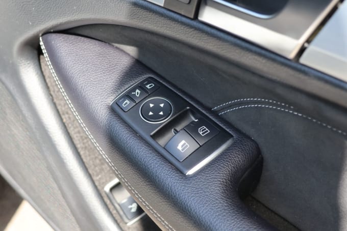 2025 Mercedes-benz C-class