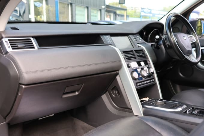 2025 Land Rover Discovery Sport