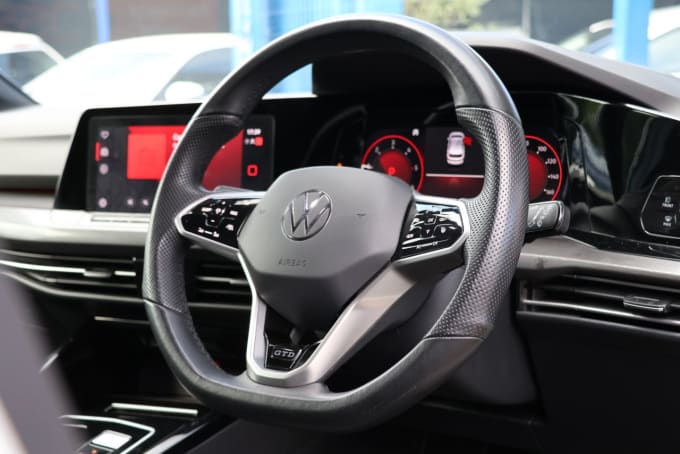 2025 Volkswagen Golf