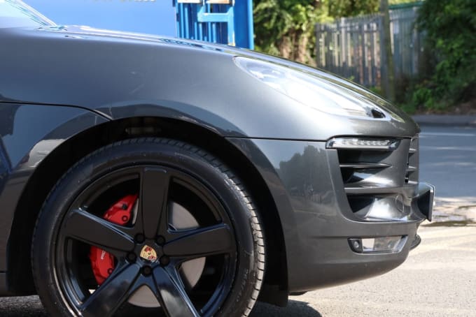 2025 Porsche Macan