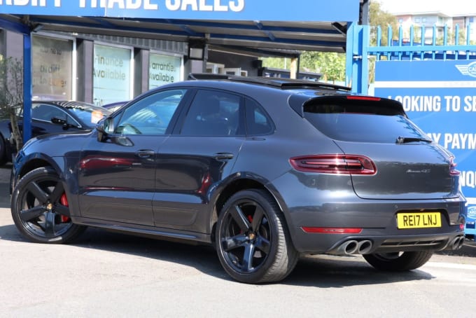 2025 Porsche Macan