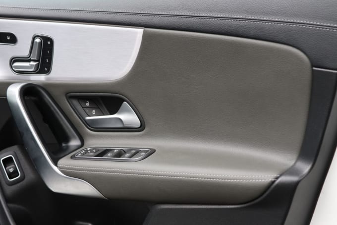 2025 Mercedes-benz Cla