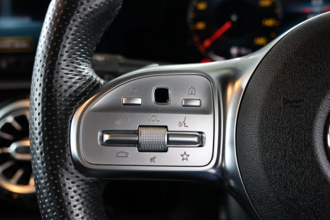 2025 Mercedes-benz Cla