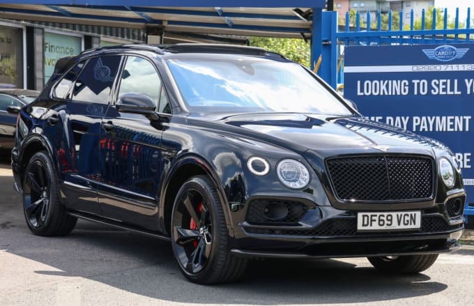 2025 Bentley Bentayga