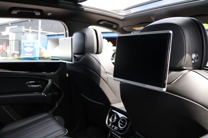 2025 Bentley Bentayga