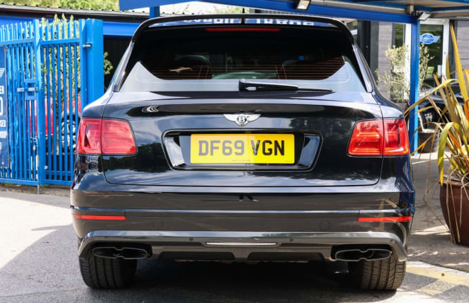 2025 Bentley Bentayga