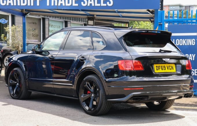 2025 Bentley Bentayga