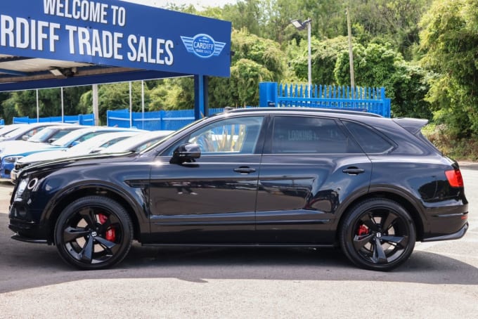 2025 Bentley Bentayga