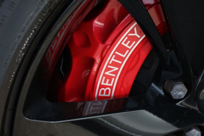 2025 Bentley Bentayga