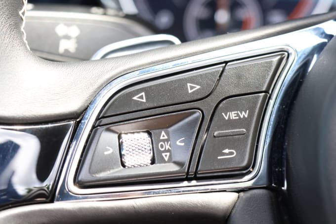 2025 Bentley Bentayga