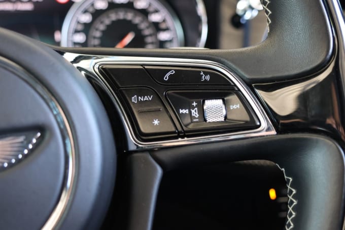 2025 Bentley Bentayga