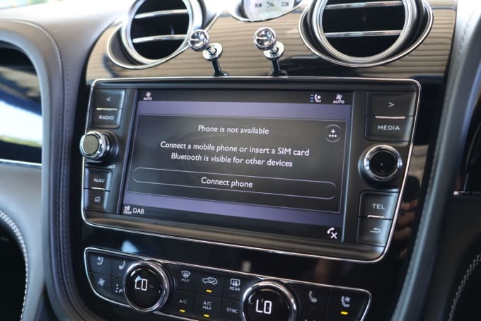 2025 Bentley Bentayga