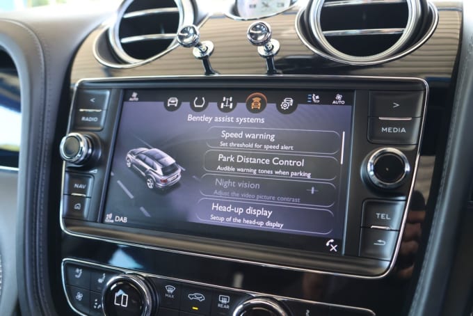 2025 Bentley Bentayga