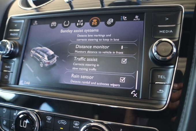 2025 Bentley Bentayga