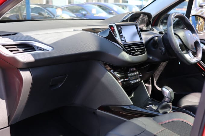 2025 Peugeot 2008