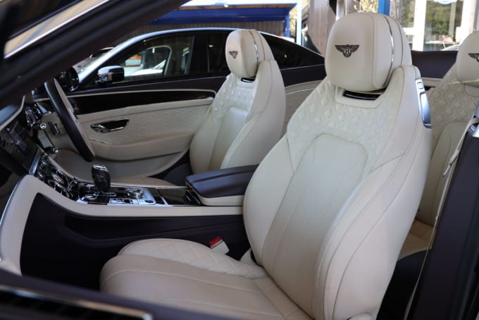 2025 Bentley Continental