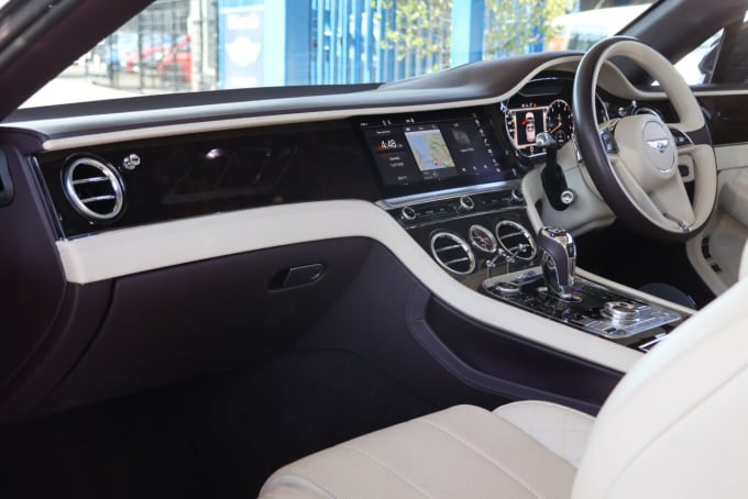 2025 Bentley Continental