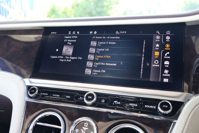2025 Bentley Continental