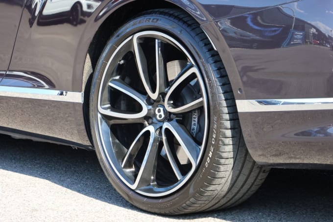 2025 Bentley Continental