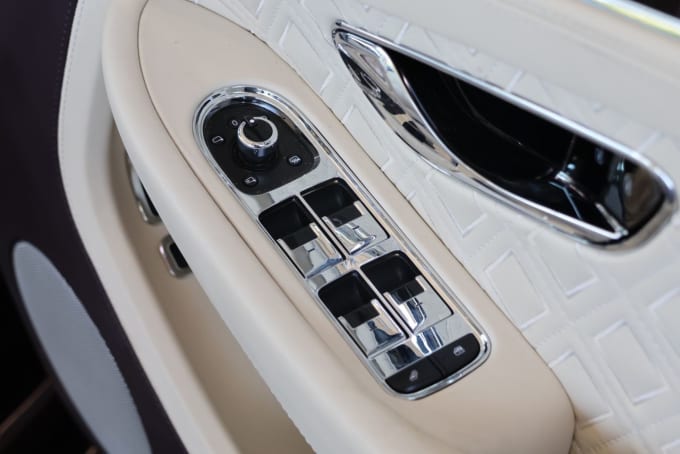 2025 Bentley Continental