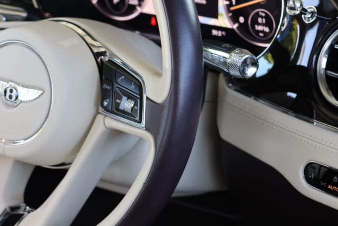 2025 Bentley Continental