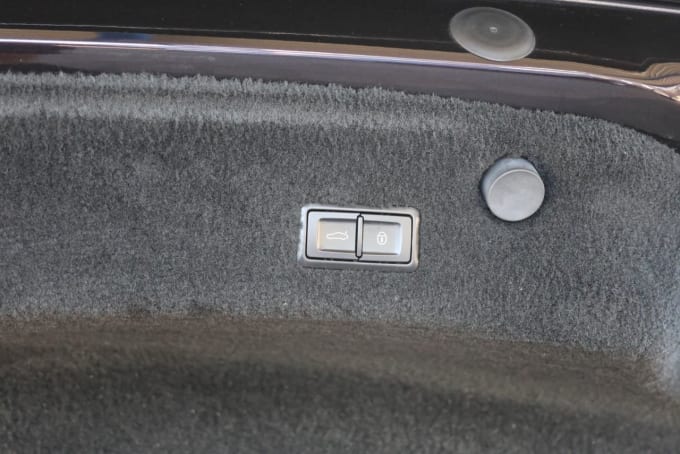 2025 Bentley Continental
