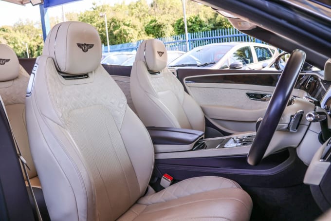 2025 Bentley Continental