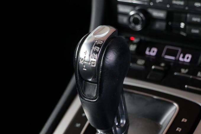 2025 Porsche Cayman