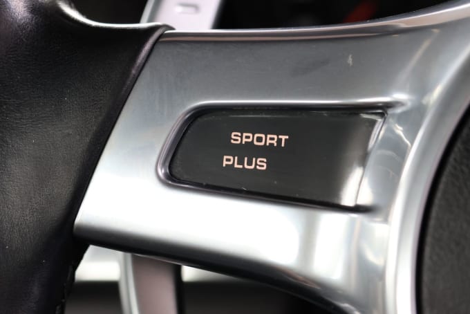 2025 Porsche Cayman