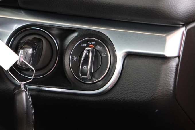 2025 Porsche Cayman