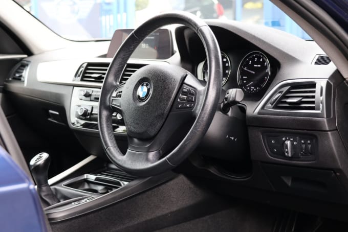 2025 BMW 1 Series