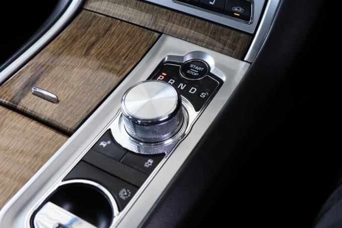 2025 Jaguar Xf