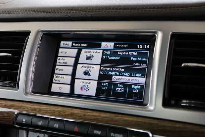 2025 Jaguar Xf