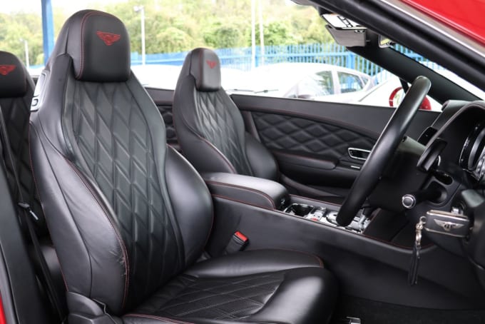 2025 Bentley Continental